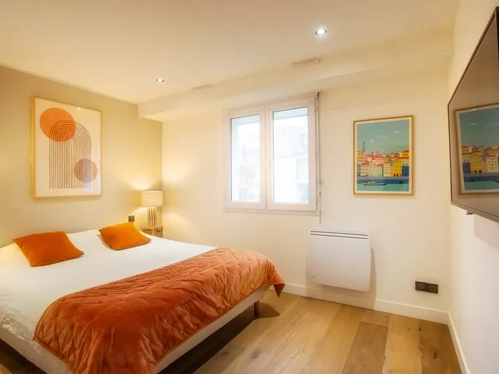 Chic et confort, 2 terrasses, parking, port à pied – photo 3